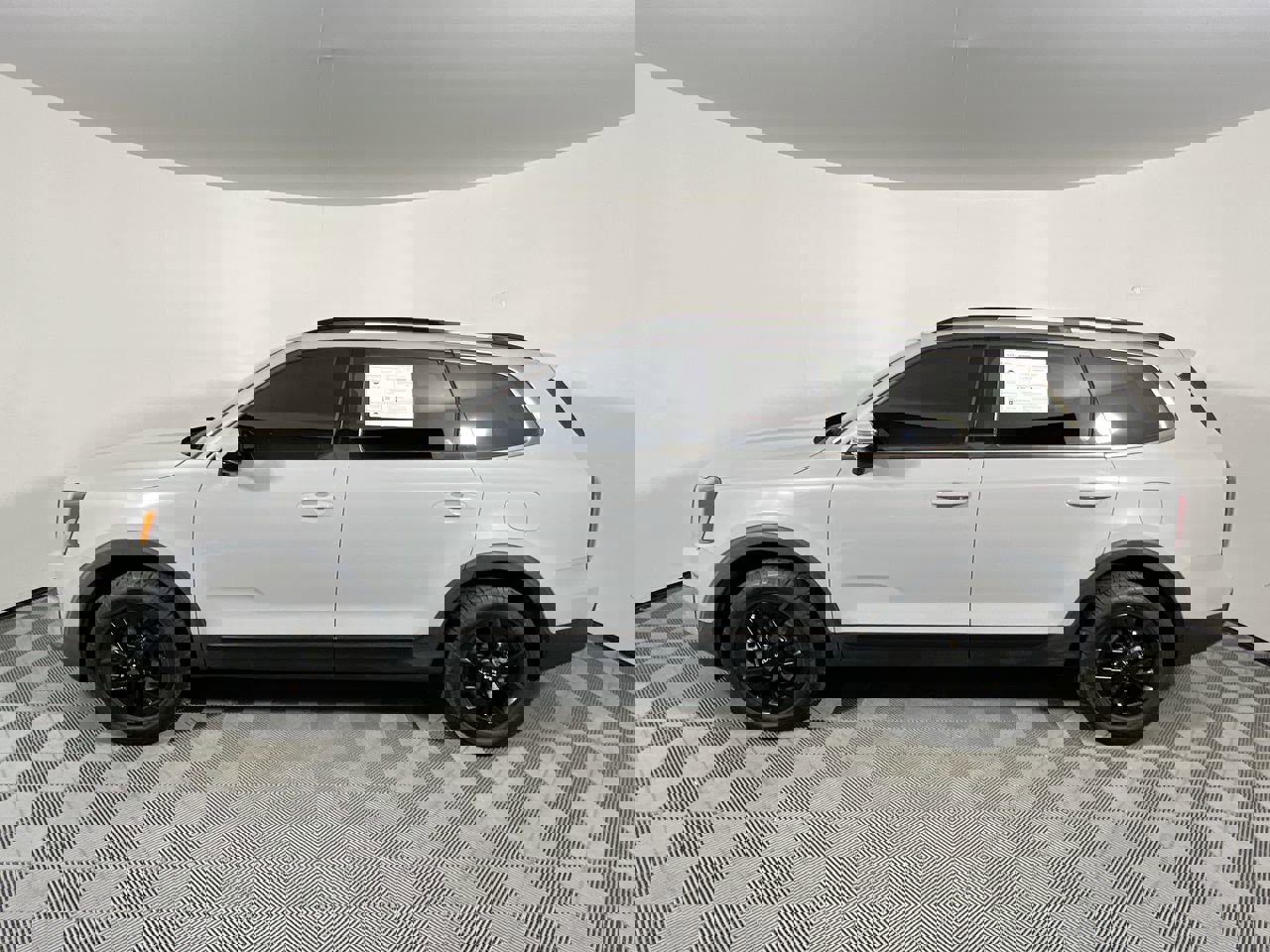 Certified 2024 Kia Telluride SX Prestige X-Pro image 6