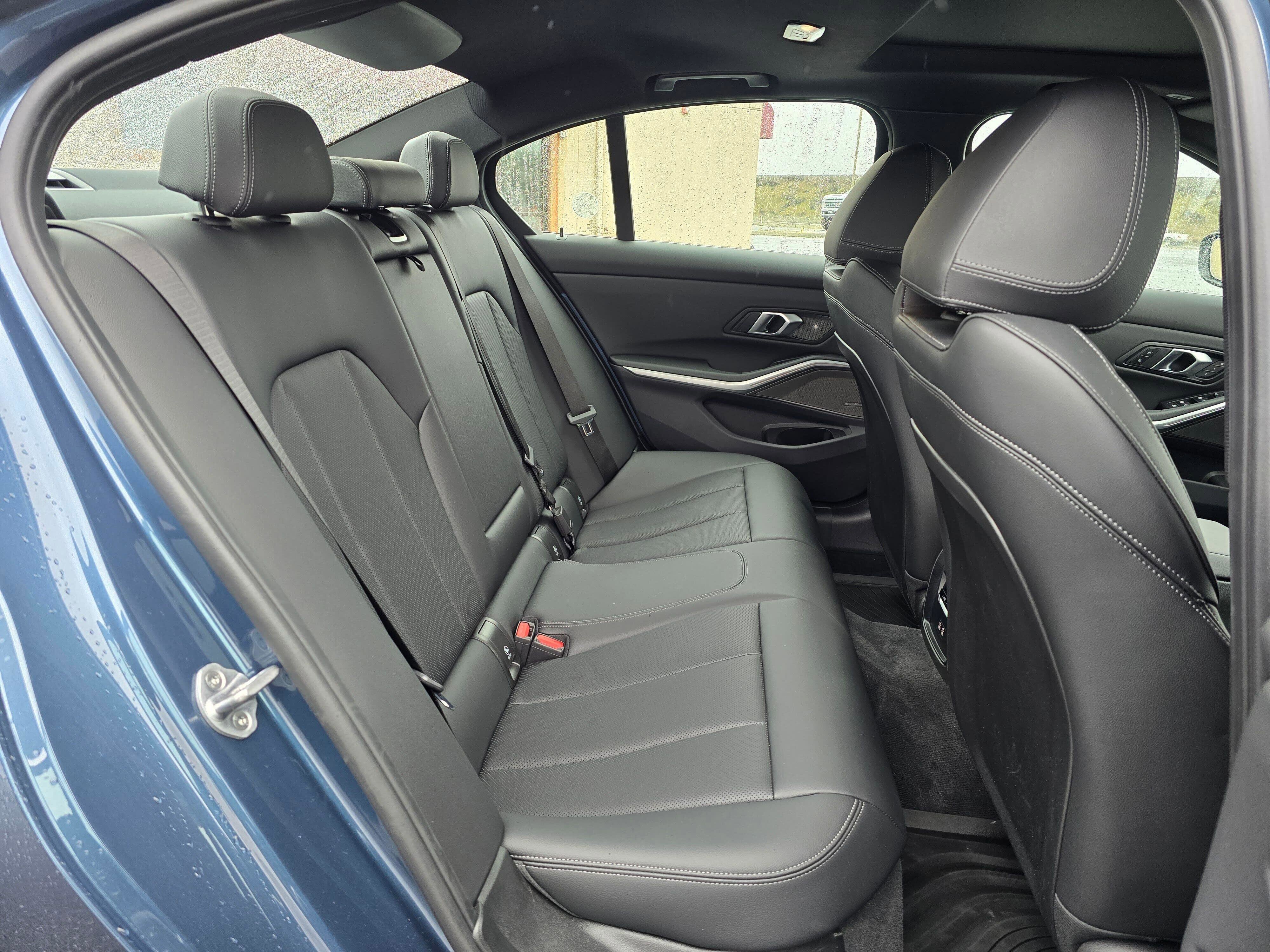 Certified 2025 BMW 330i xDrive Sedan w/ Premium Package image 14