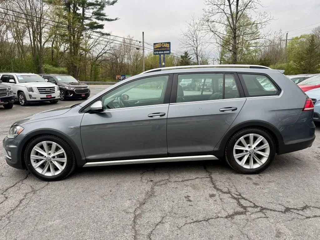 Used 2018 Volkswagen Golf Alltrack S AWD/4WD image 5