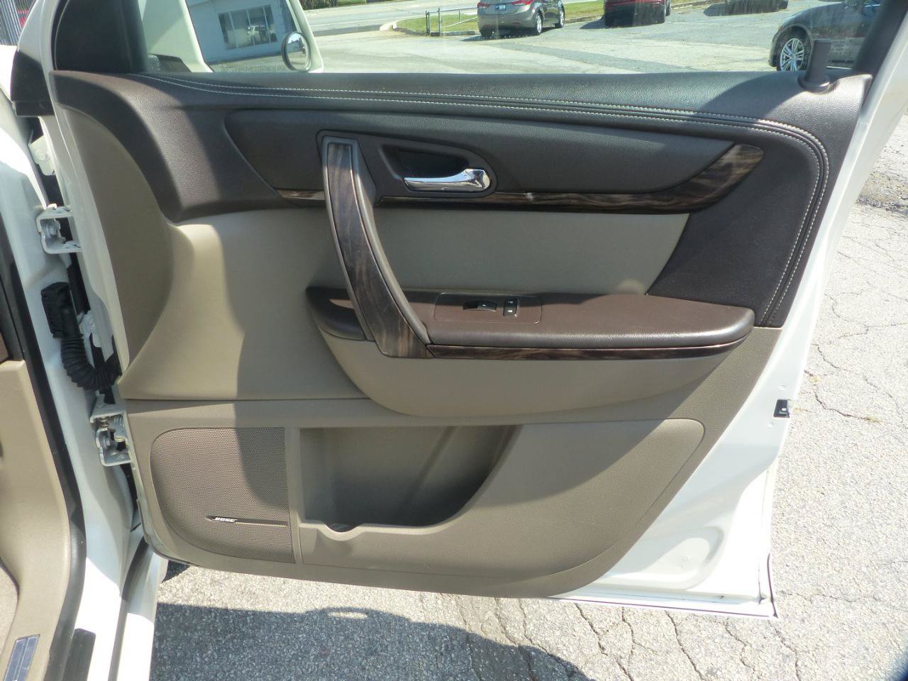 Used 2013 GMC Acadia Denali AWD/4WD image 13