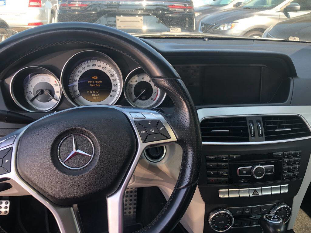 Used 2012 Mercedes-Benz C 250 Coupe image 7