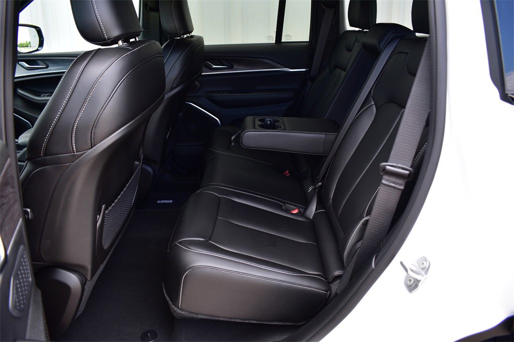 New 2024 Jeep Grand Cherokee Limited 4xe image 23