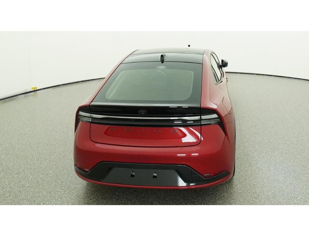 New 2026 Toyota Prius Plug-In Hybrid FWD image 8