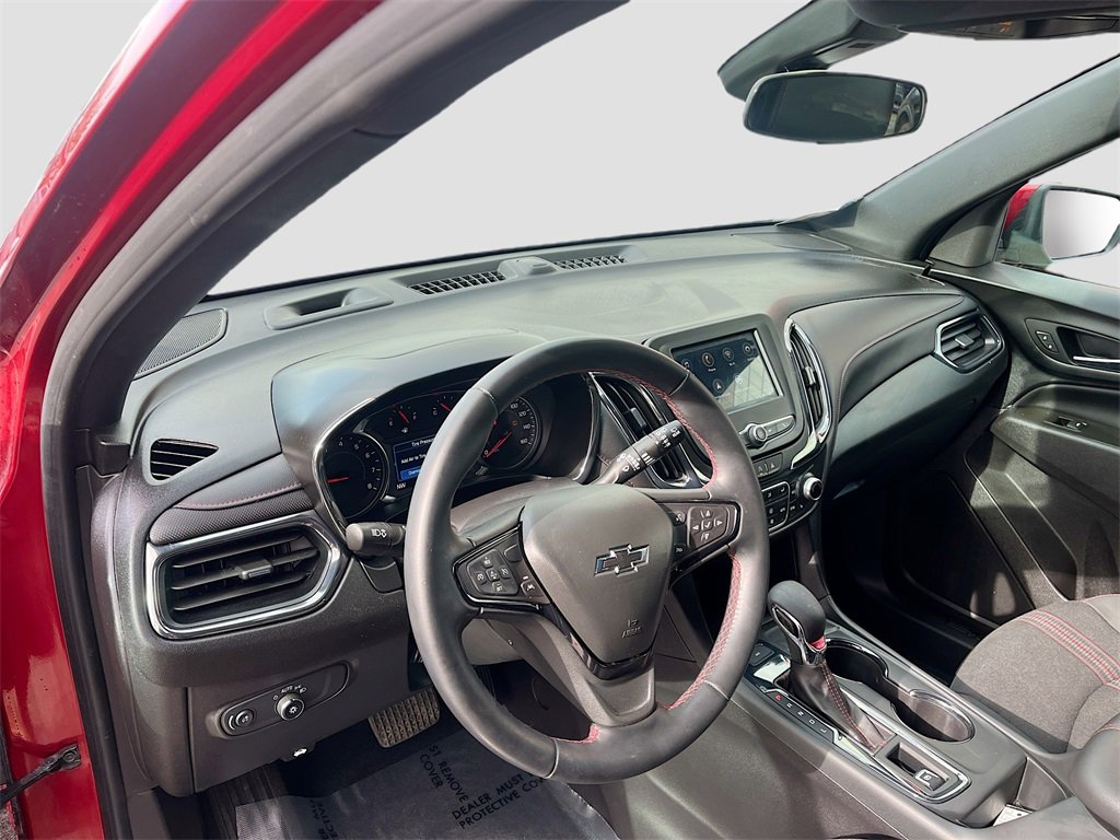 Used 2024 Chevrolet Equinox RS w/ LPO, Floor Liner Package image 9