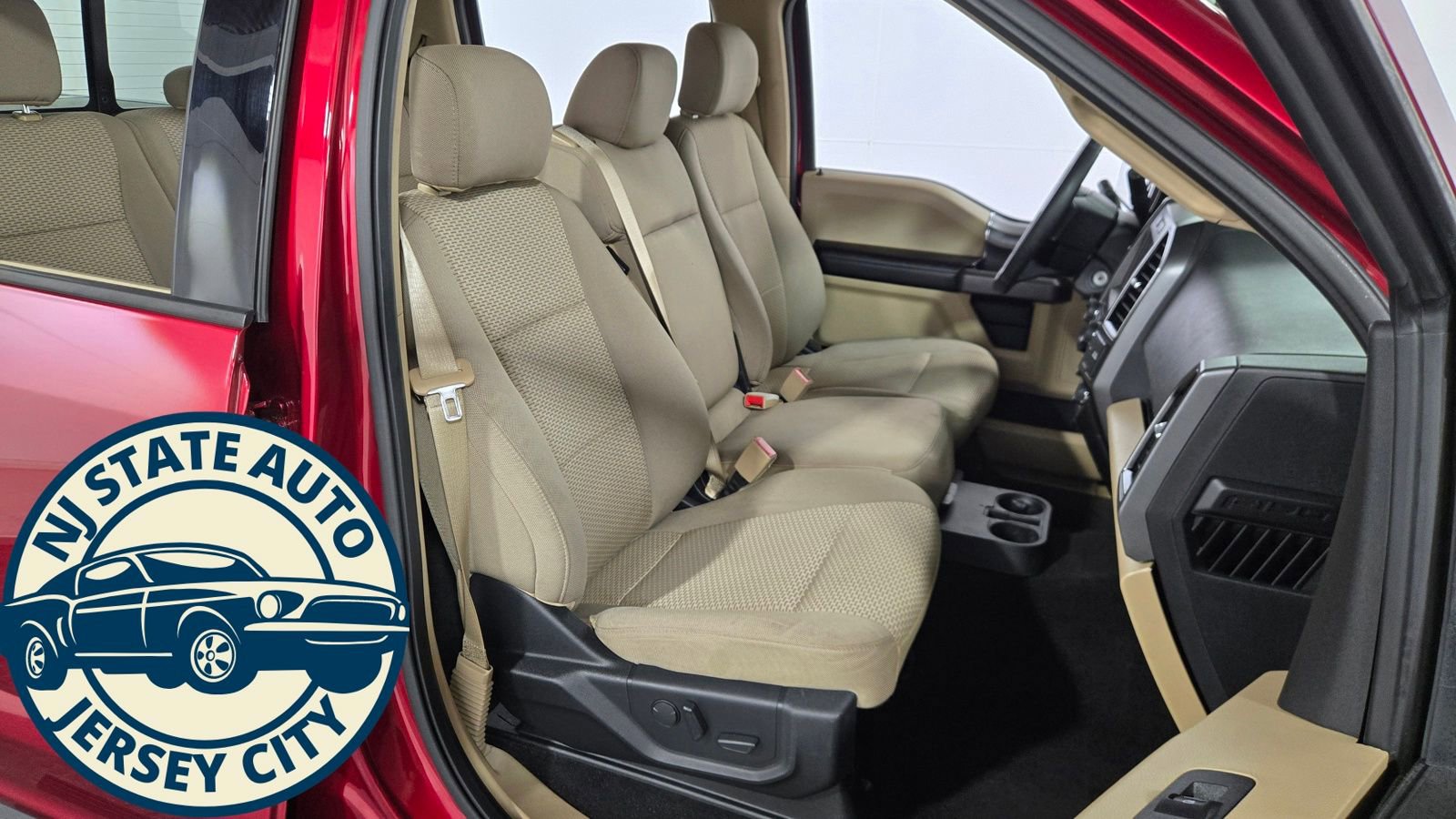 Used 2019 Ford F150 XLT w/ Equipment Group 302A Luxury image 38