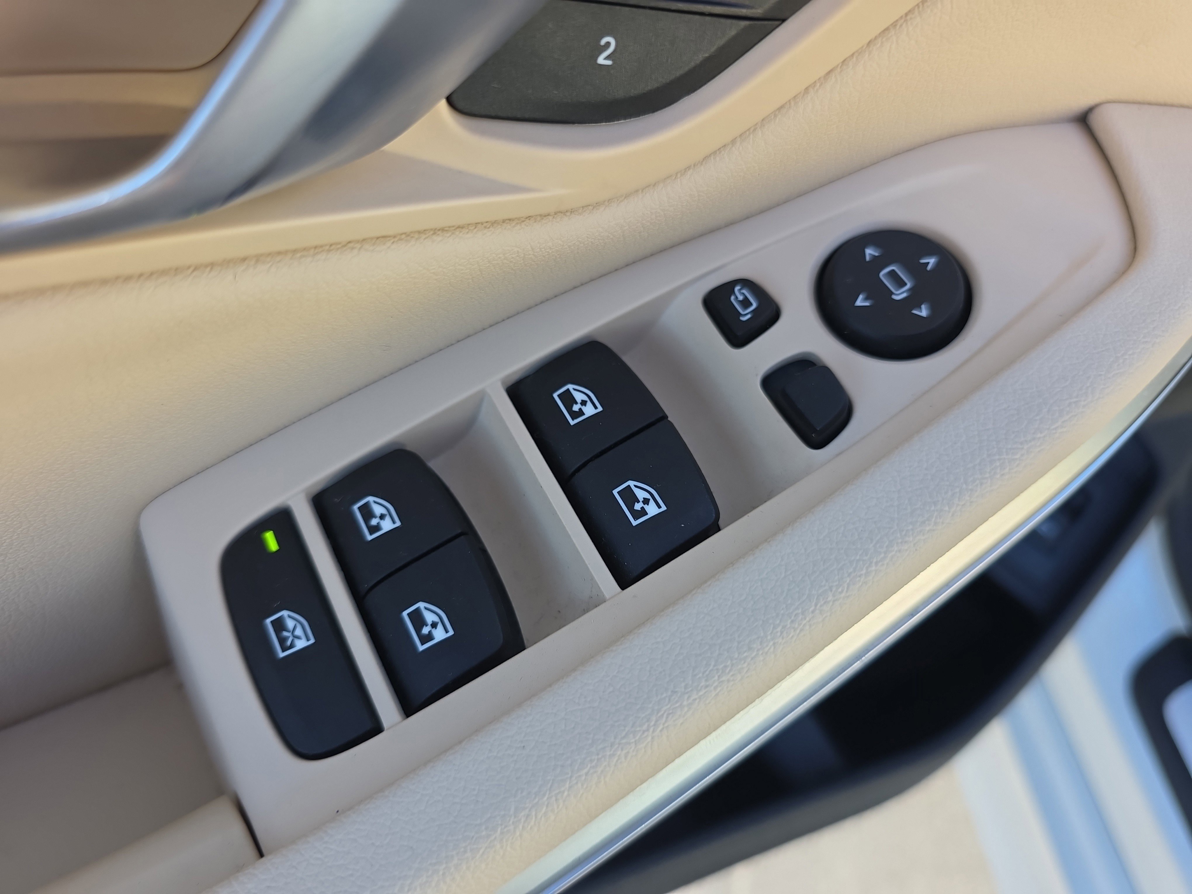 Used 2021 BMW 330e w/ Convenience Package image 17