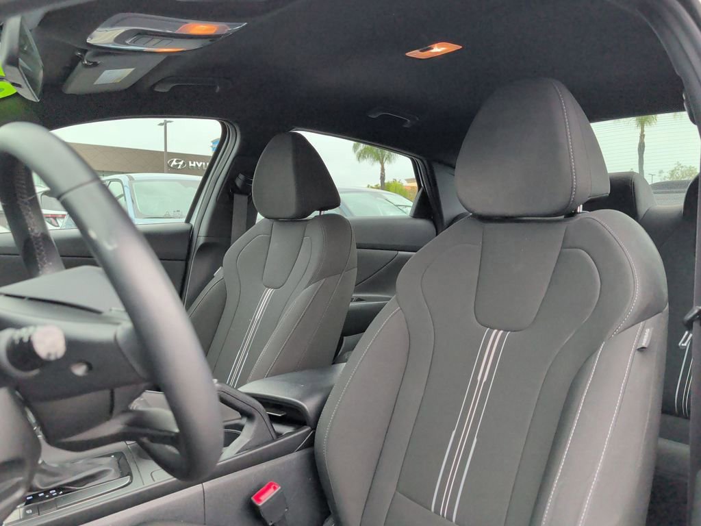 Certified 2025 Hyundai Elantra Sport FWD image 24