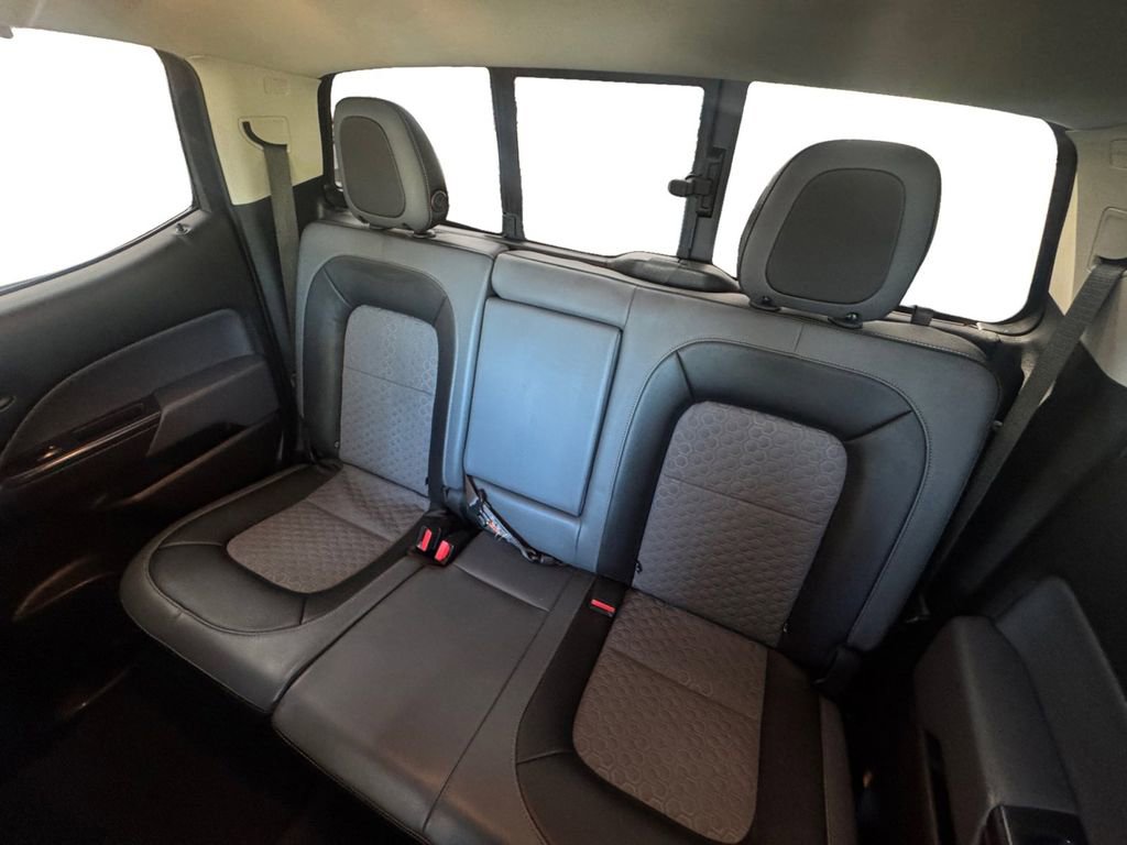 Used 2019 Chevrolet Colorado Z71 RWD image 14