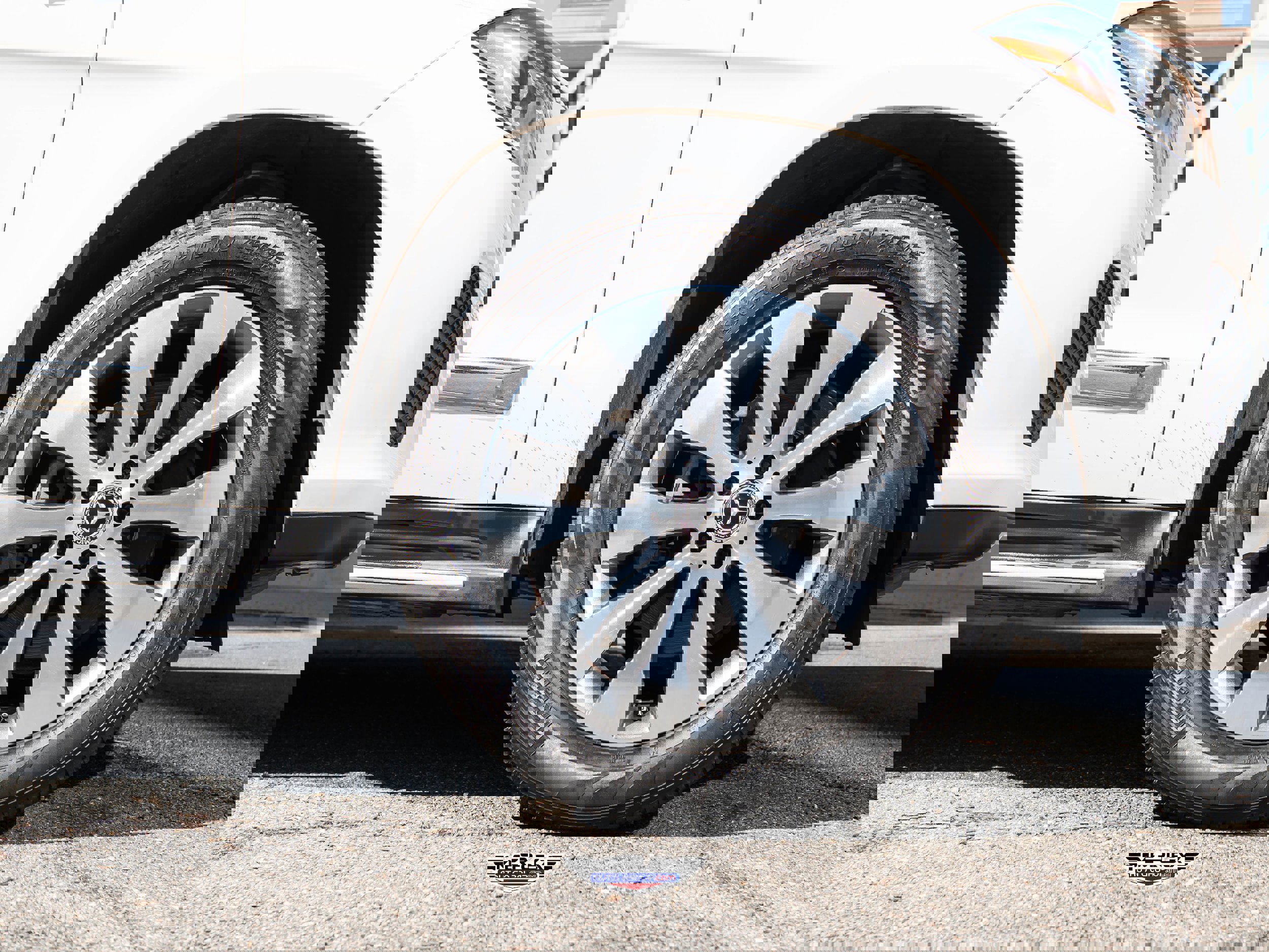 Used 2017 Mercedes-Benz GLS 450 4MATIC w/ Premium Package image 9