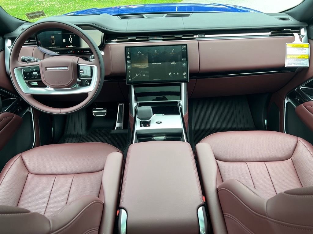 New 2025 Land Rover Range Rover SE image 26