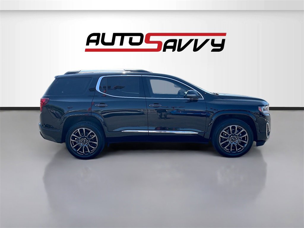 Used 2022 GMC Acadia Denali w/ Black Diamond Edition image 8