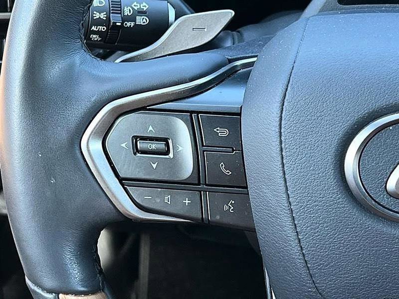 Used 2024 Lexus RX 350 Premium w/ Convenience Package FWD image 23