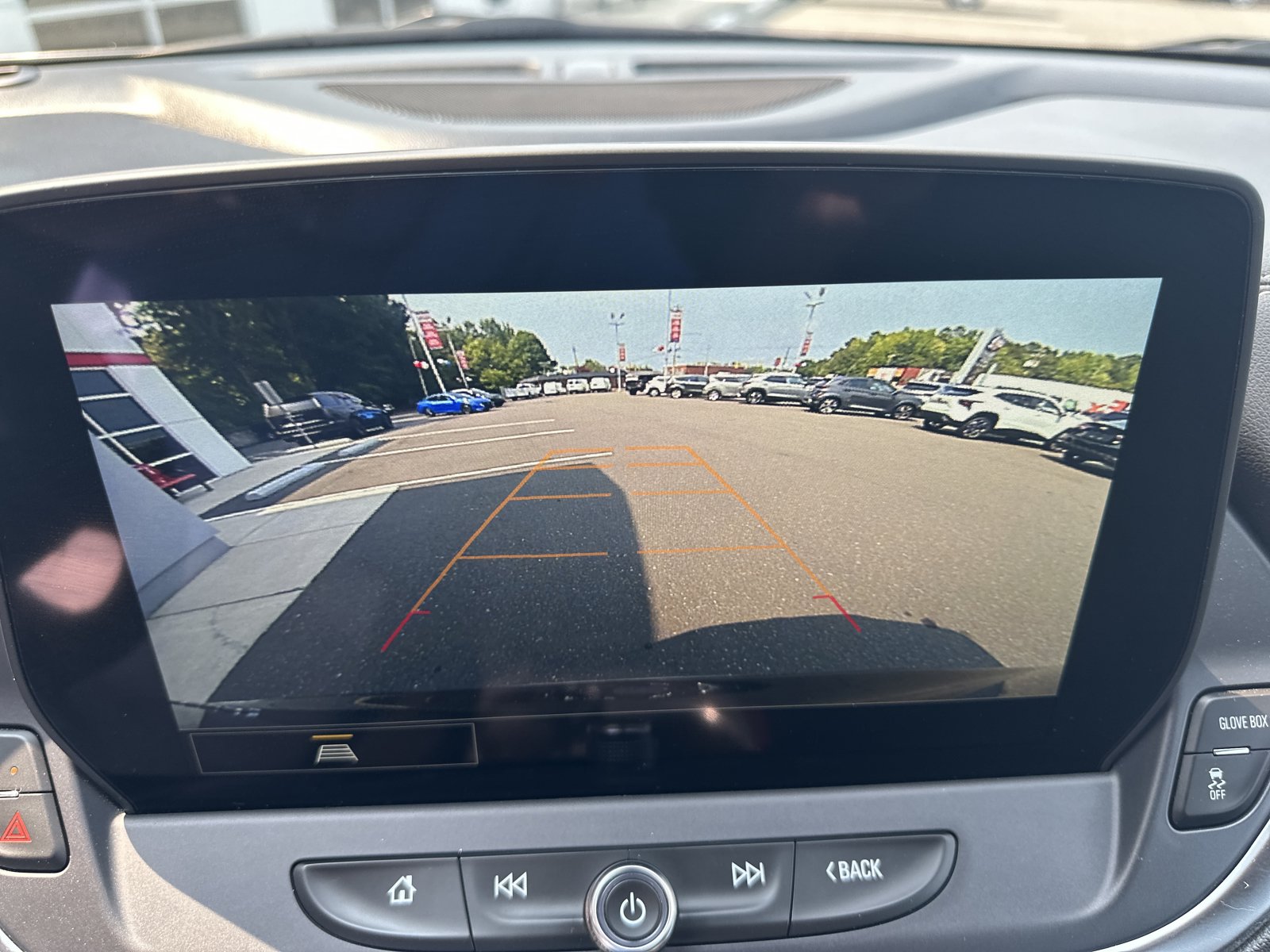 Used 2025 Chevrolet Blazer LT FWD image 16
