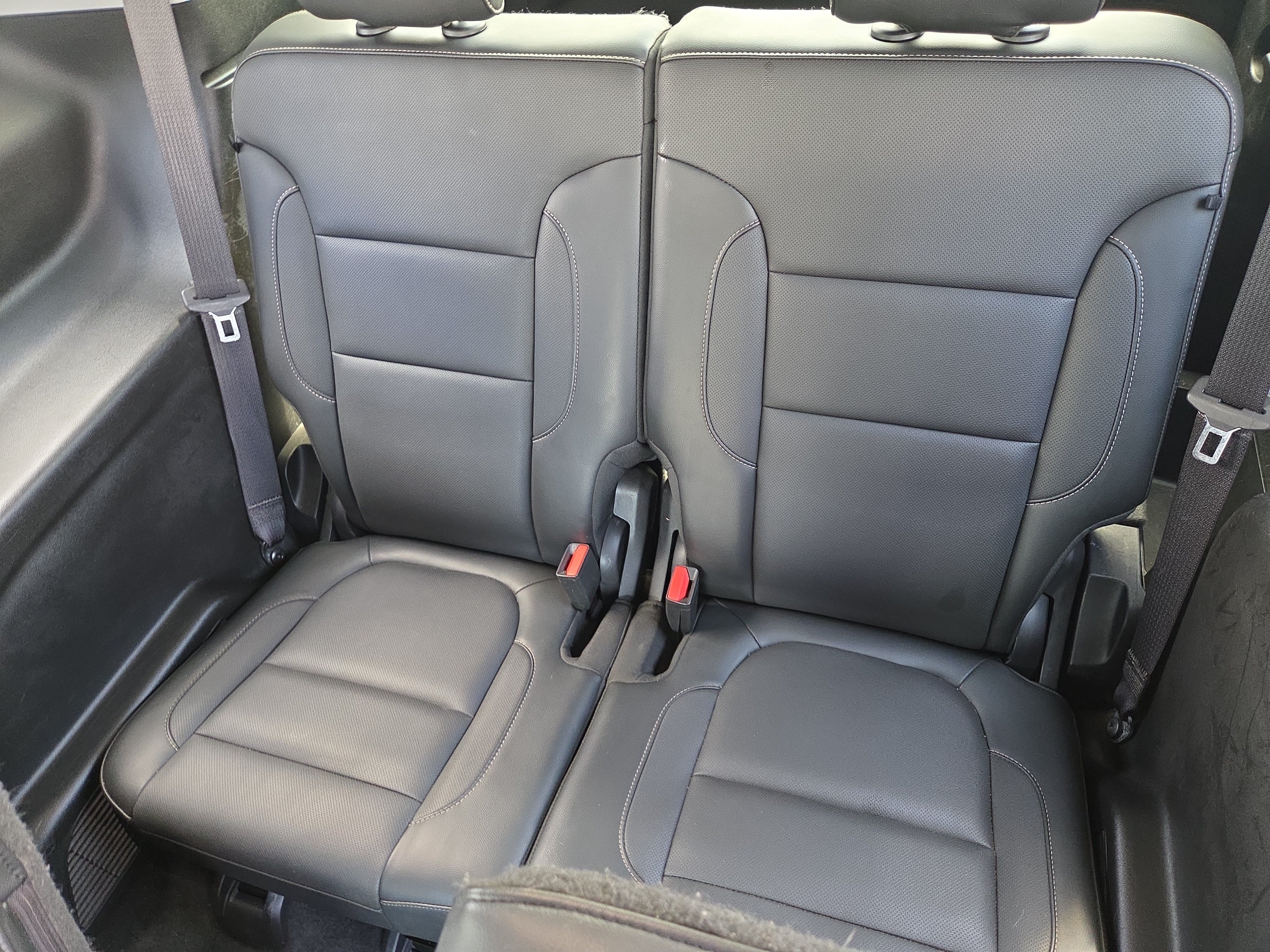 Used 2018 GMC Acadia SLT AWD/4WD image 13