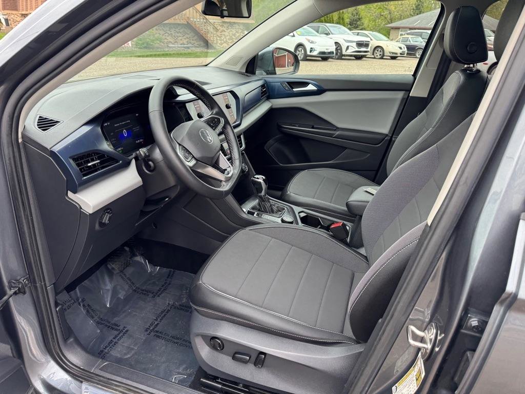 Used 2022 Volkswagen Taos SE image 14