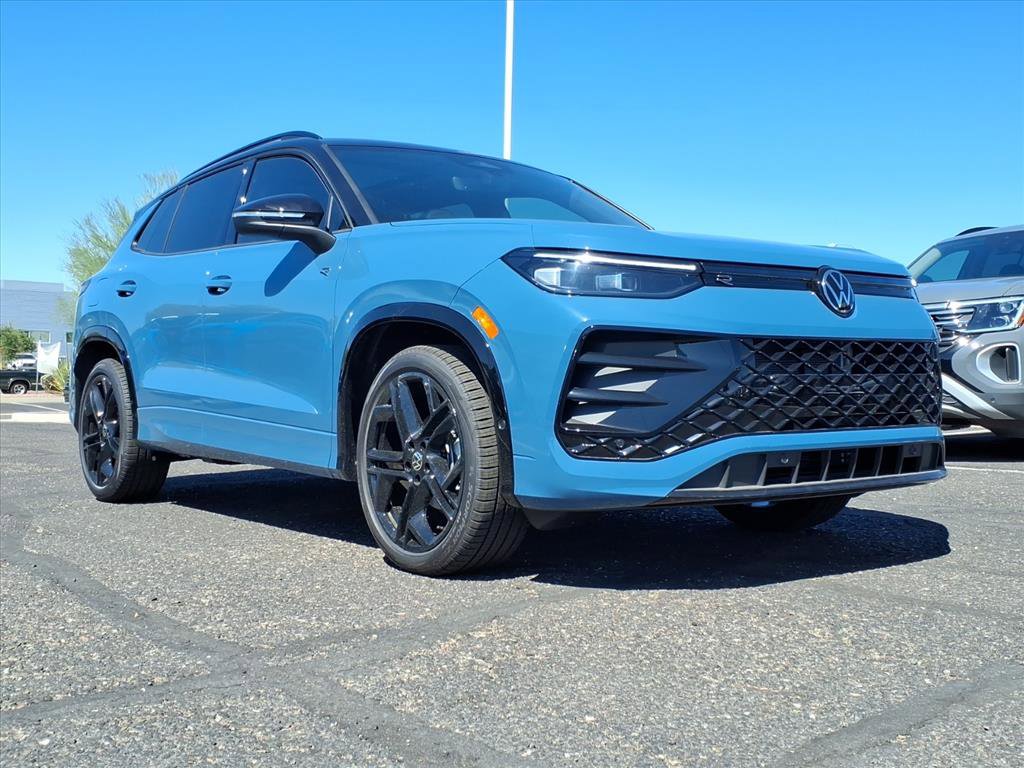 New 2025 Volkswagen Tiguan SE R-Line