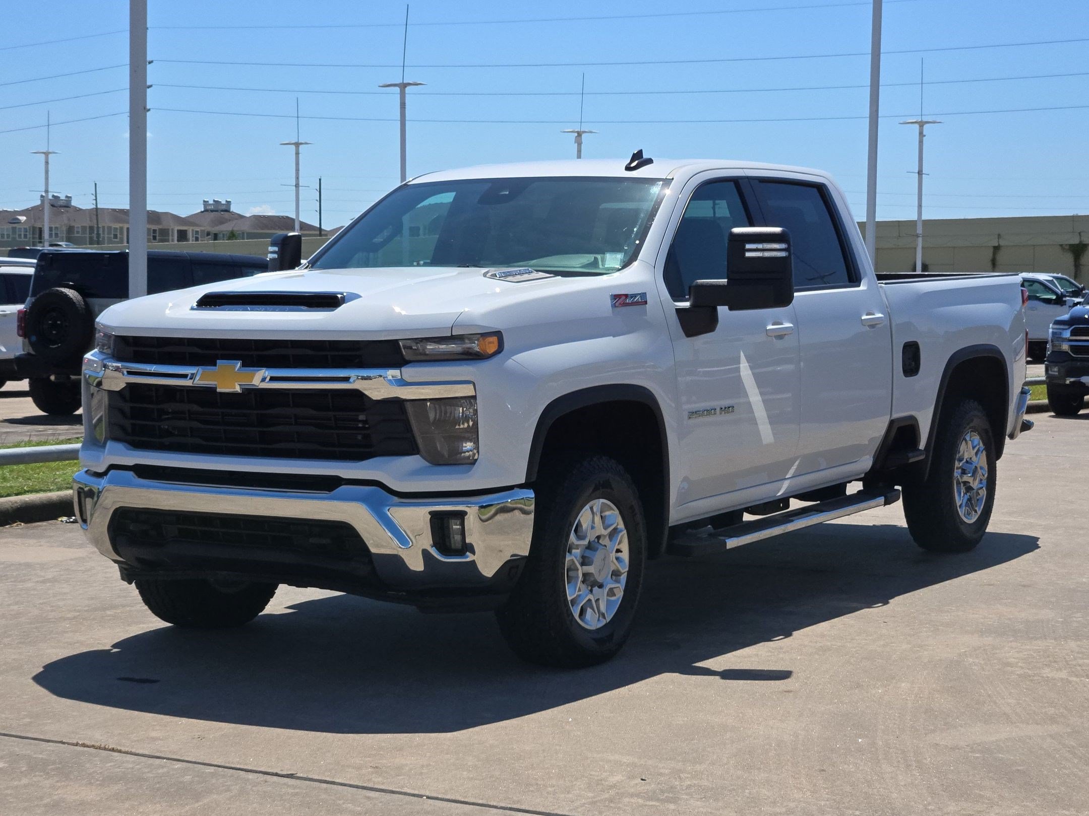 Used 2025 Chevrolet Silverado 2500 LT AWD/4WD image 10