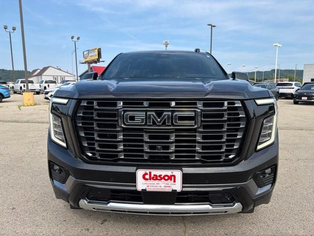 Used 2025 GMC Yukon Denali Ultimate AWD/4WD image 8