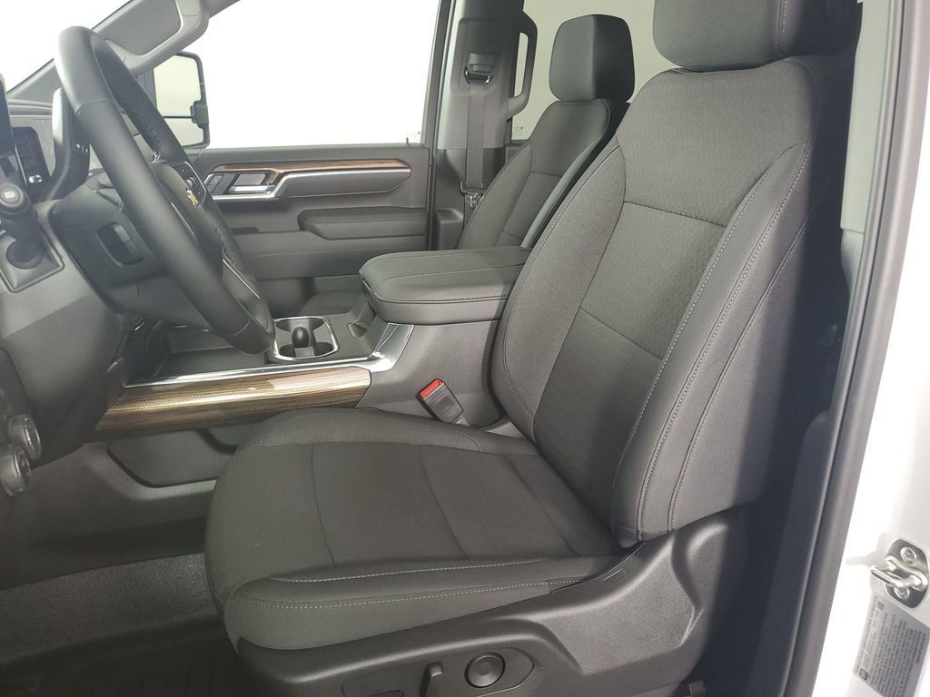 New 2026 Chevrolet Silverado 3500 LT w/ Convenience Package image 16