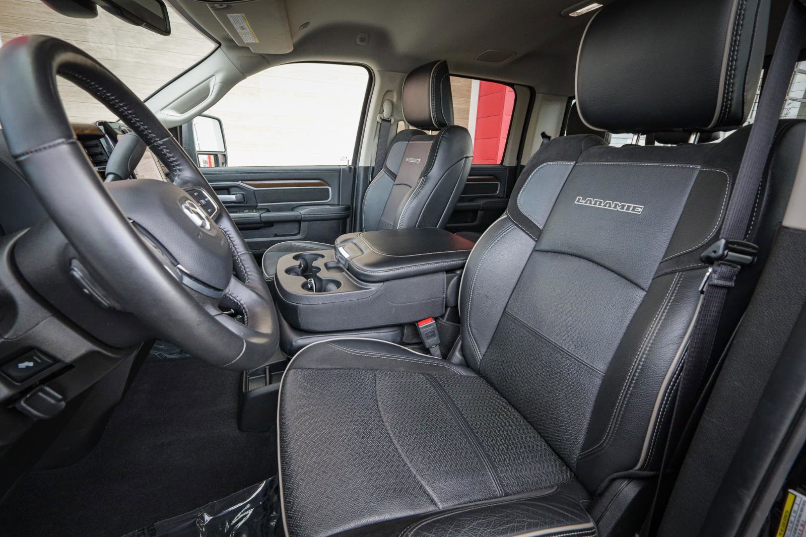 Used 2024 RAM 2500 Laramie image 13