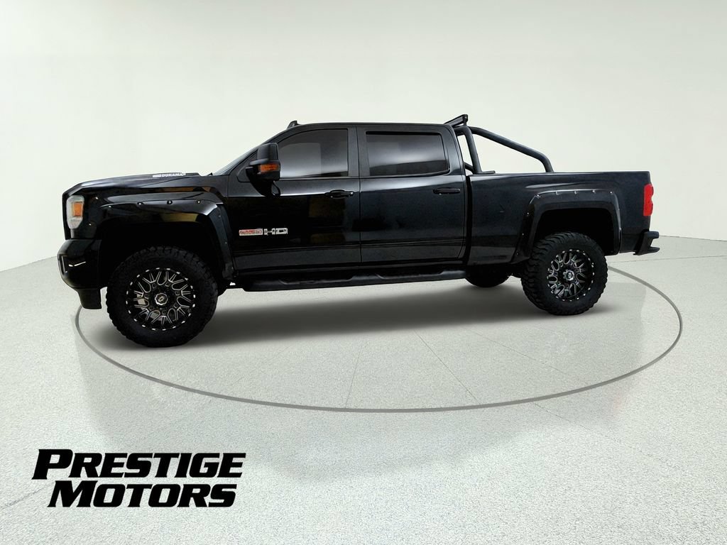 Used 2017 GMC Sierra 2500 SLT w/ All-Terrain HD Package AWD/4WD image 4