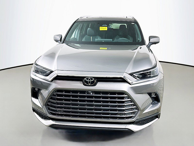 New 2026 Toyota Grand Highlander AWD Hybrid image 2