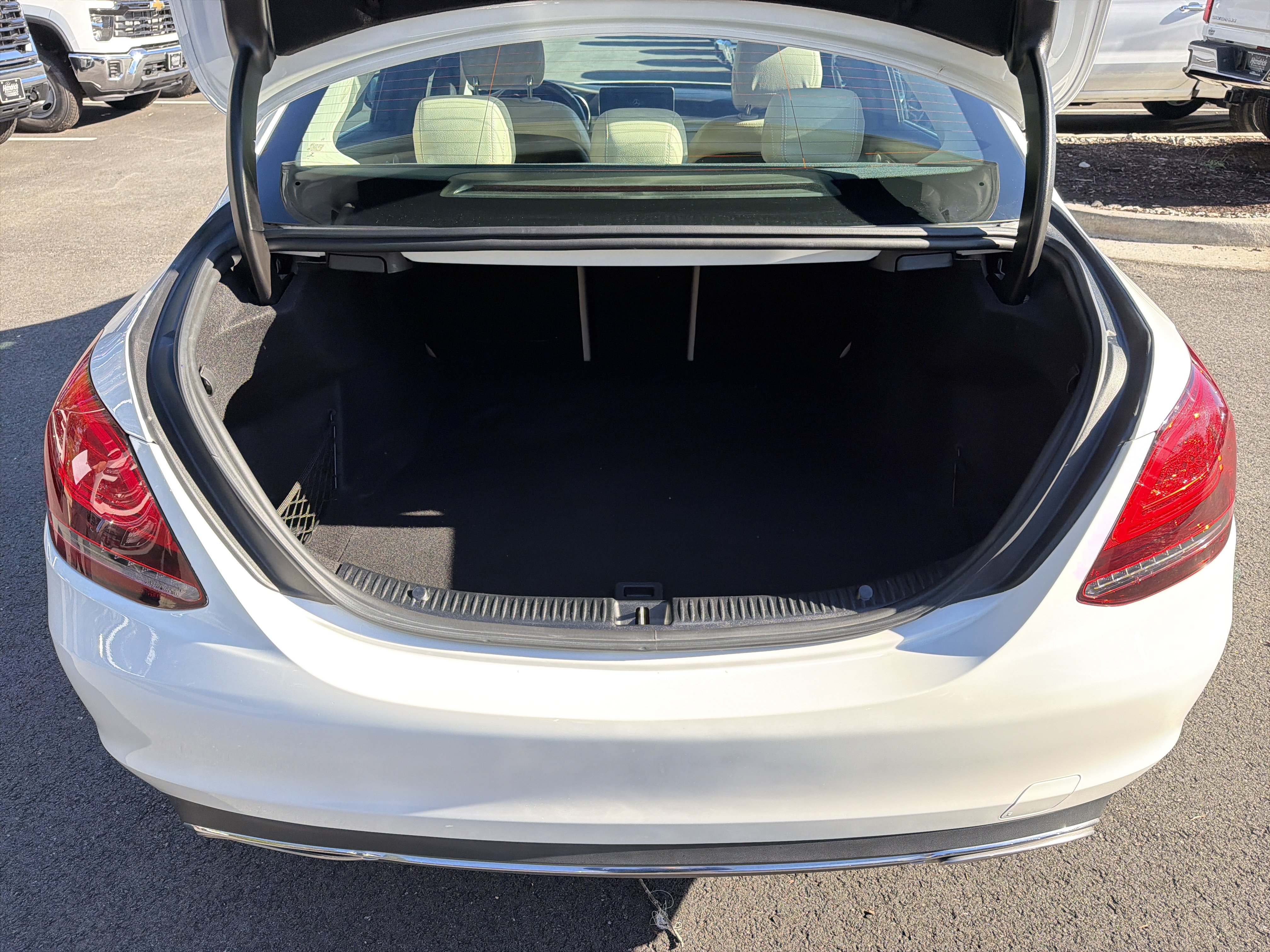 Used 2021 Mercedes-Benz C 300 4MATIC Sedan image 34