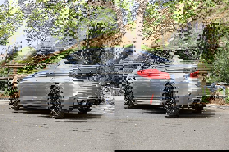 Used 2019 BMW M5 w/ Executive Package AWD/4WD image 4