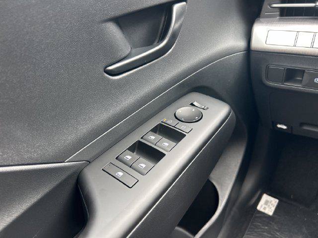 New 2027 Hyundai Kona SEL Sport AWD/4WD image 11