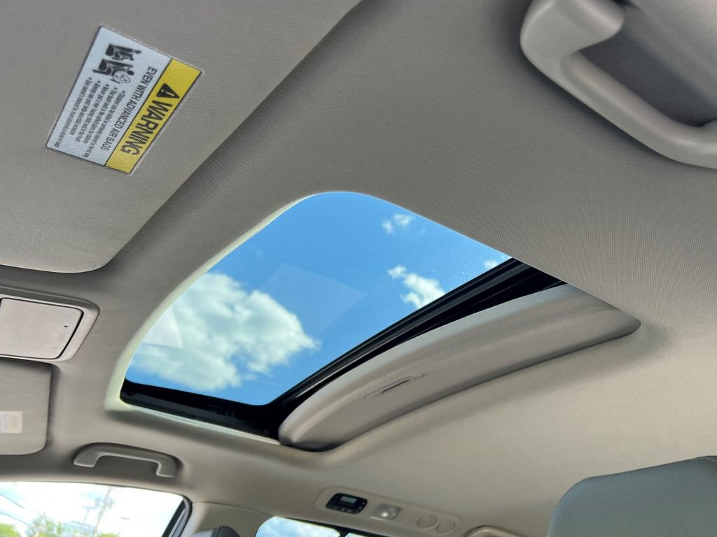 Used 2017 Honda Odyssey EX-L image 16