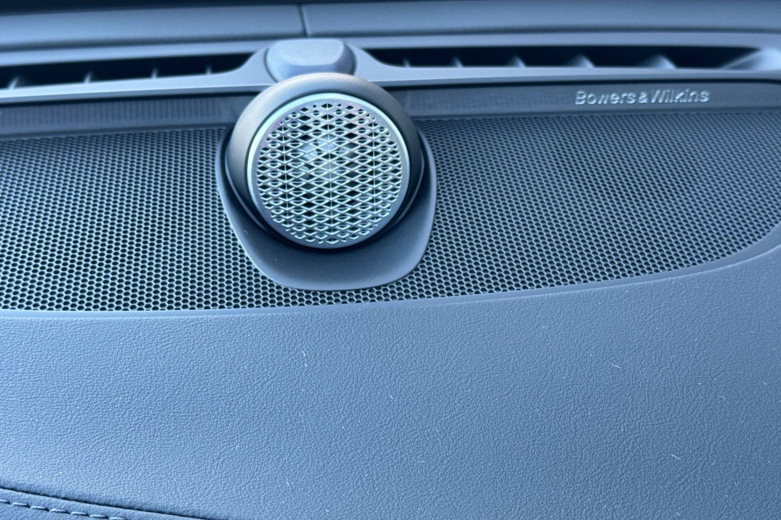 New 2026 Volvo XC90 T8 Ultra w/ Lounge Package image 20