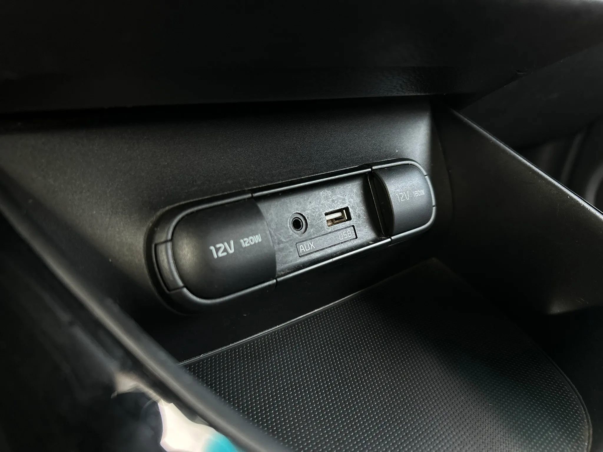Used 2018 Kia Soul ! FWD image 22