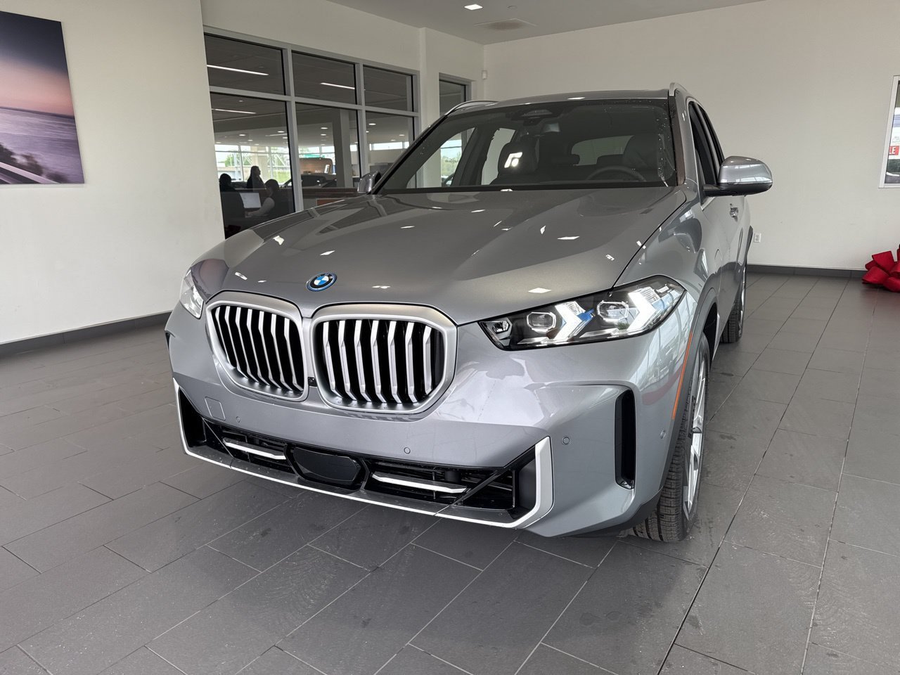 New 2026 BMW X5 xDrive50e w/ Executive Package AWD/4WD image 3