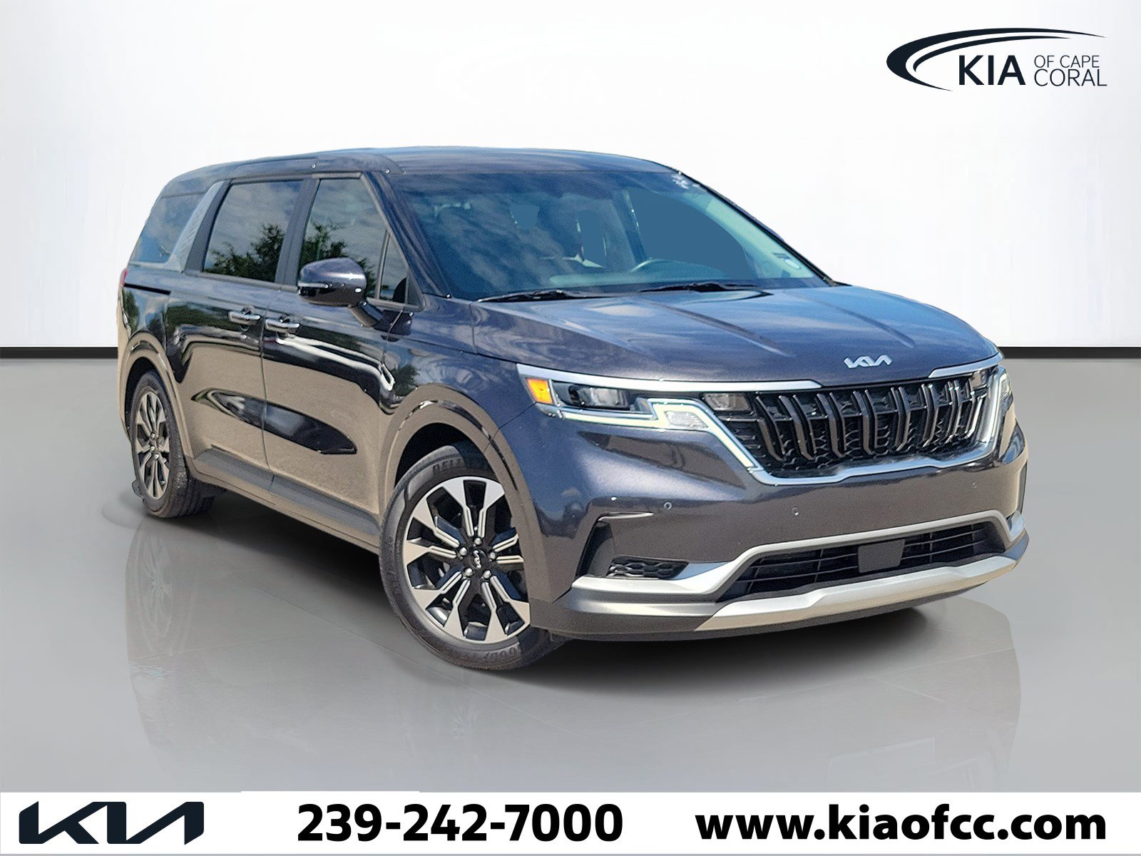 Certified 2023 Kia Carnival EX