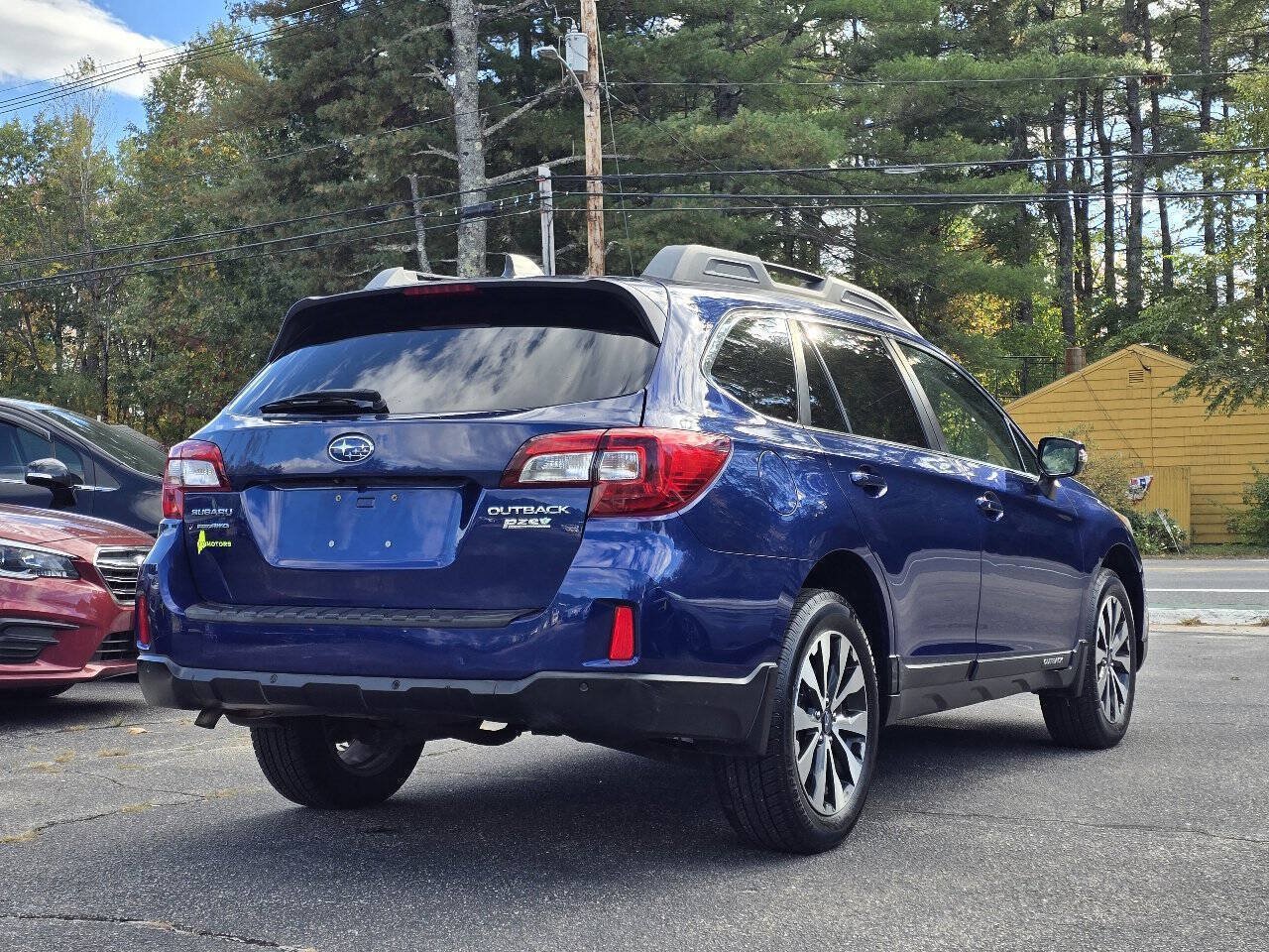 Used 2017 Subaru Outback 2.5i Limited AWD/4WD image 6