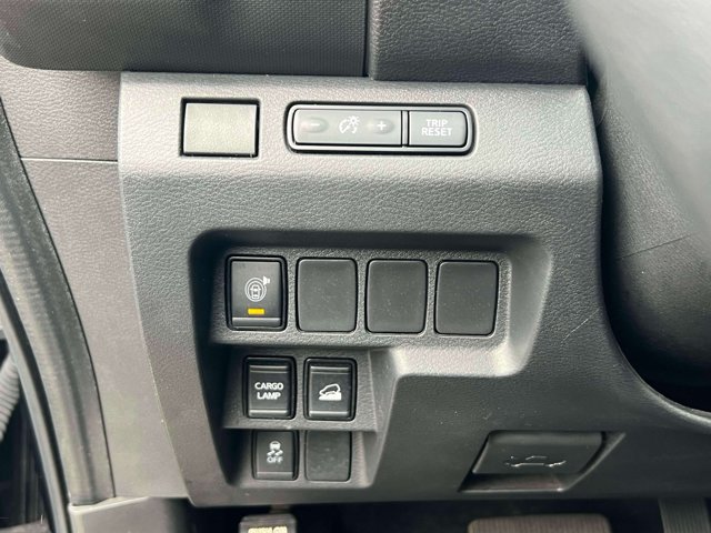 Used 2023 Nissan Frontier SV w/ Midnight Edition Package AWD/4WD image 18