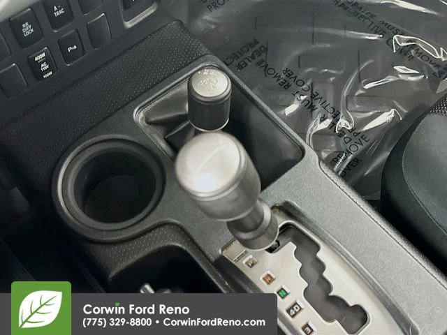 Used 2008 Toyota FJ Cruiser 4WD image 18