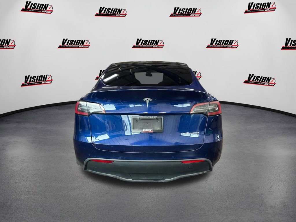Used 2022 Tesla Model Y Long Range AWD/4WD image 6