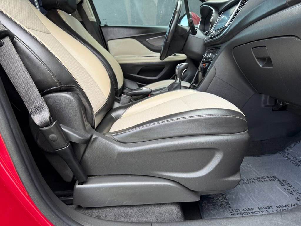 Used 2018 Buick Encore Preferred image 35