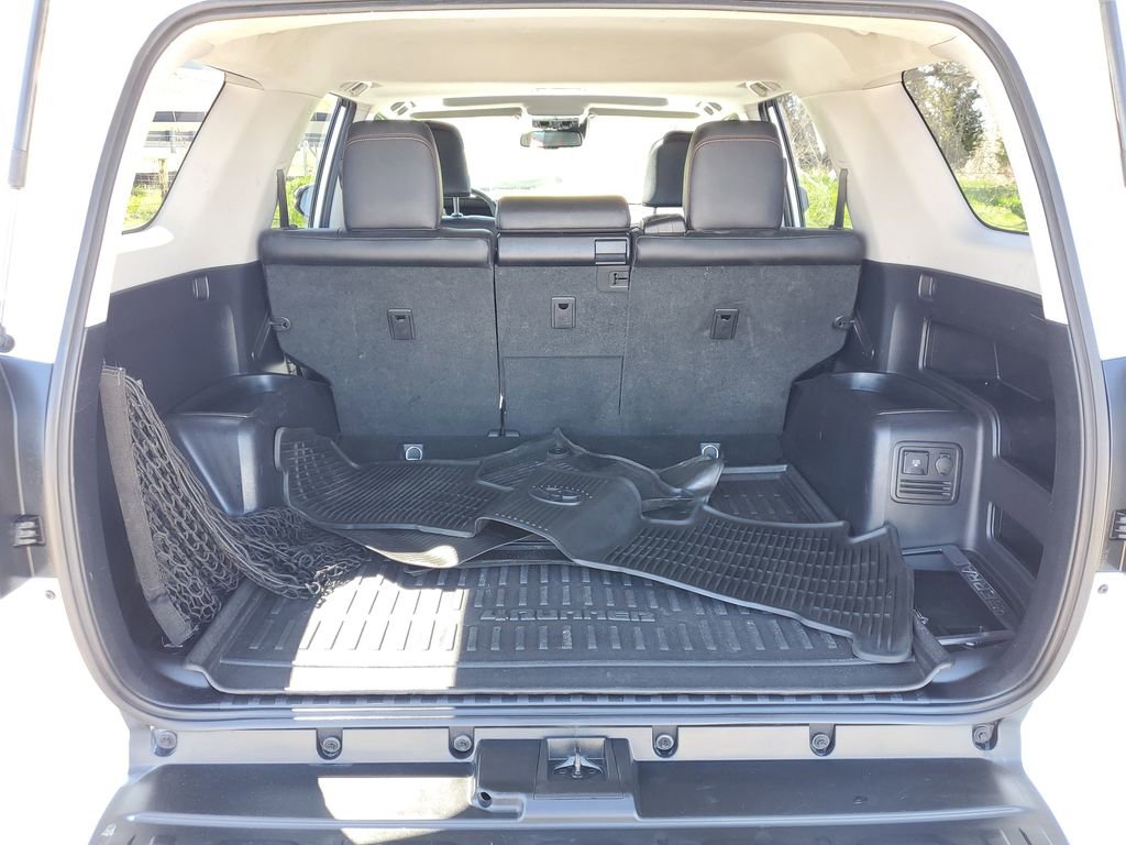 Used 2021 Toyota 4Runner TRD Off-Road Premium w/ Moonroof Package AWD/4WD image 7