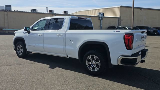 Used 2023 GMC Sierra 1500 SLE w/ X31 Off-Road Package AWD/4WD image 6