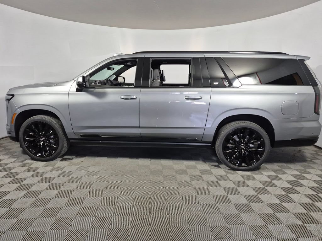 New 2026 Cadillac Escalade ESV Platinum Sport w/ LPO, ONYX Package AWD/4WD image 4