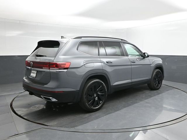 New 2026 Volkswagen Atlas SE image 11