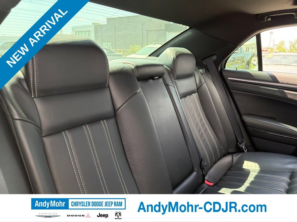 Used 2014 Chrysler 300 S w/ Light Group RWD image 16