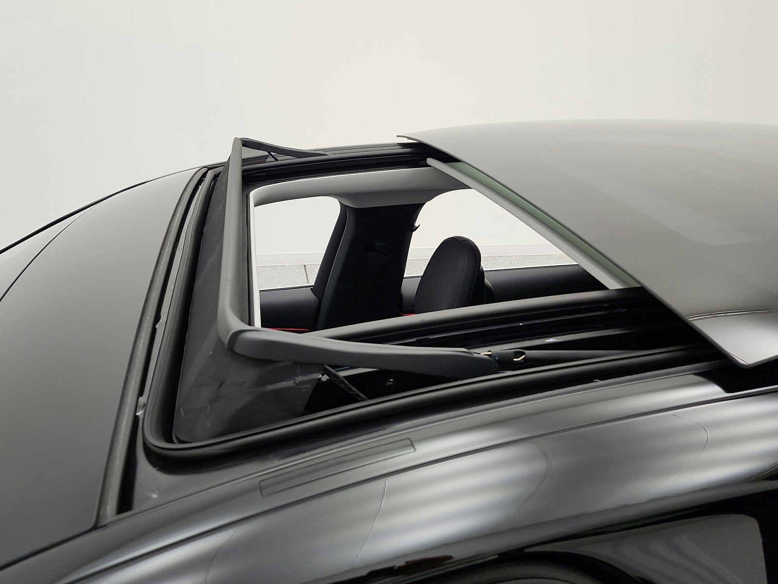 Used 2025 Mercedes-Benz E 350 Sedan image 14