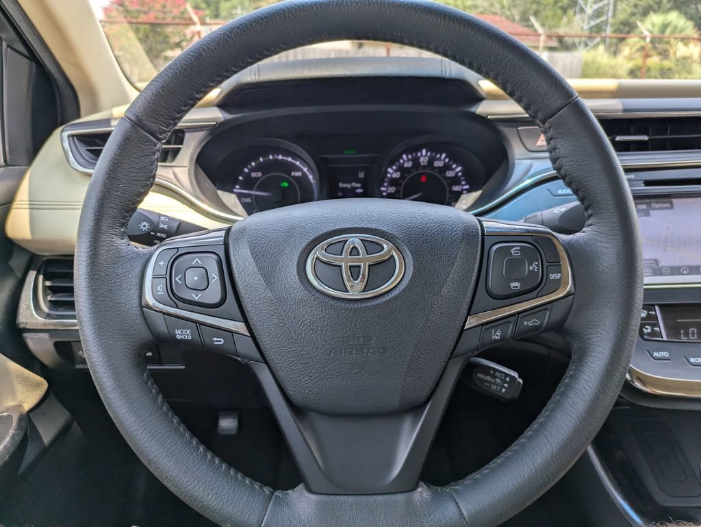 Used 2018 Toyota Avalon XLE Premium FWD image 27