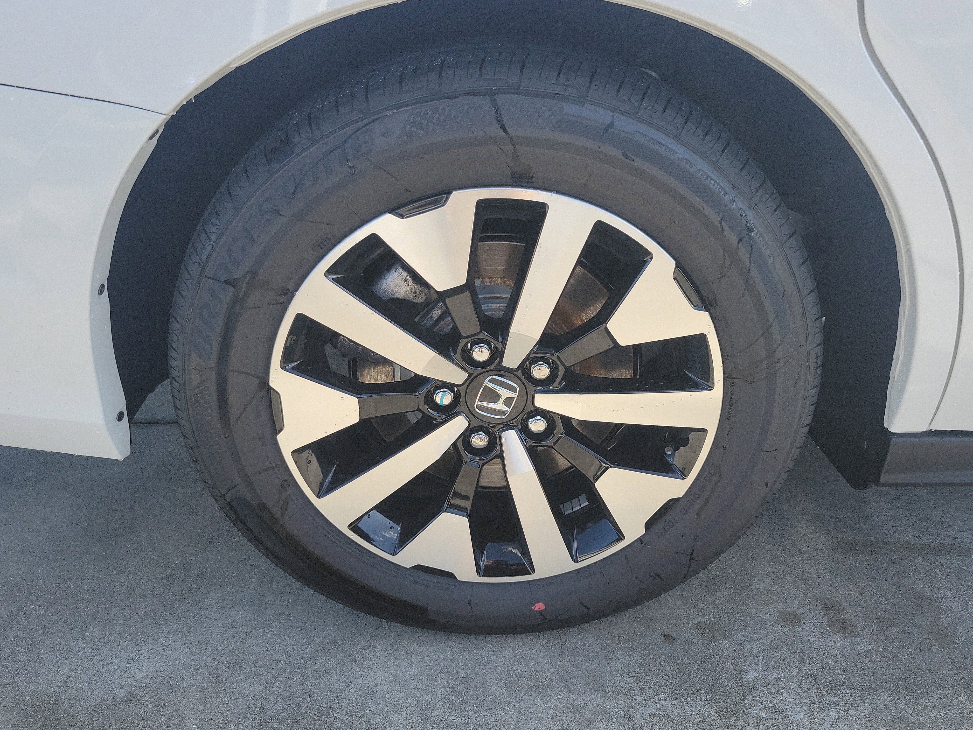 New 2026 Honda Odyssey EX-L image 7
