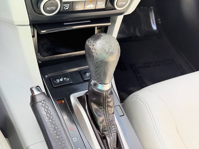 Used 2017 Acura ILX FWD image 28