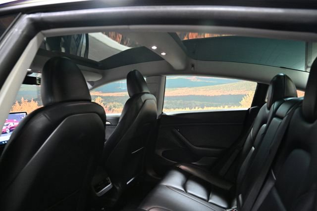 Used 2023 Tesla Model 3 Standard Range RWD image 45