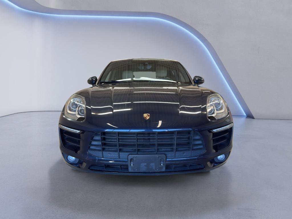 Used 2017 Porsche Macan AWD/4WD image 2